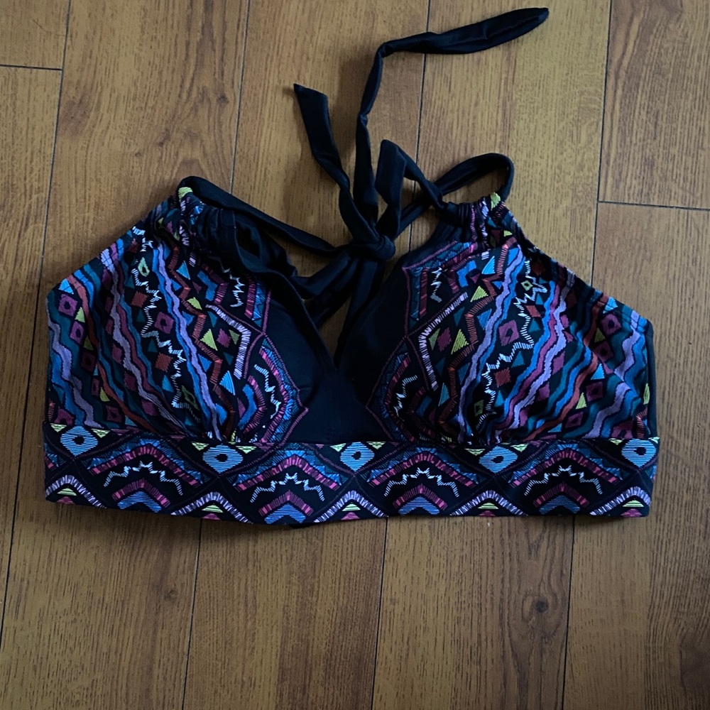 Geometric Patterned Women's Bikini Top